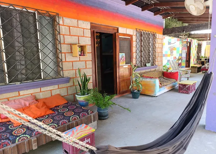 Passiflora Backpackers Sámara